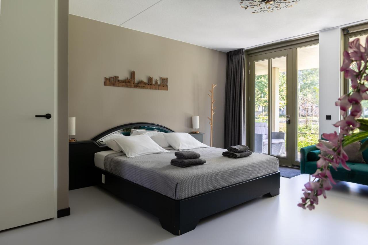 Luxury Room With King Size Bed Dordrecht Bagian luar foto